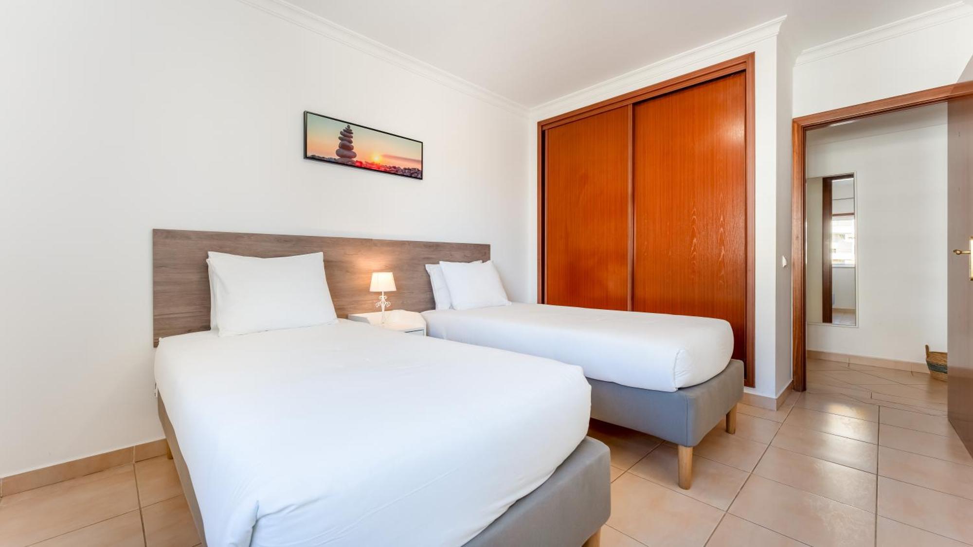 Sunny Retreat With Pool And Balcony By Lovelystay Albufeira Exterior foto